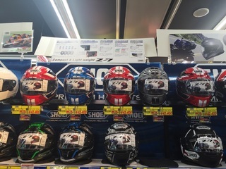 SHOEI、Arai新商品ヘルメット！！！