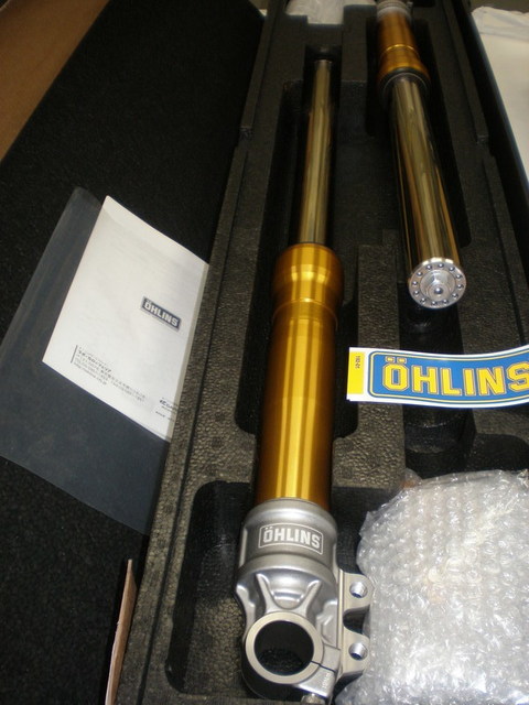 ZRX1200DAEG用 OHLINSフロントフォークがキター！！ - NAPS-ON