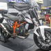 KTM【690DUKE タイヤ交換】ダンロップ ロードスマート2