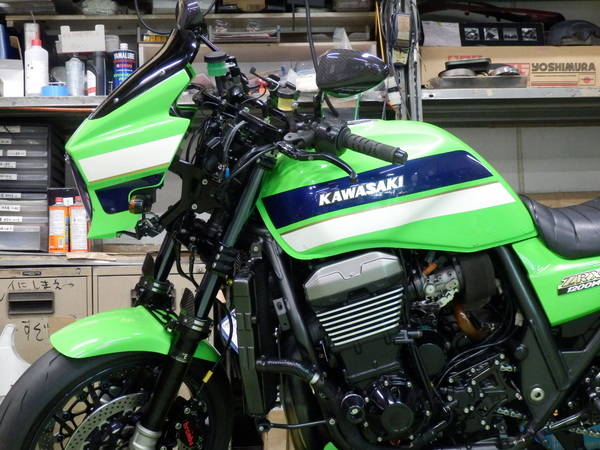 首長☆ZRX1200DAEG☆カウルマウントステー装着例 - NAPS-ON マガジン