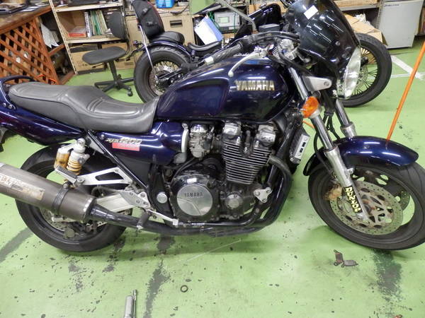 b26869d1-b693-4504-aa15-