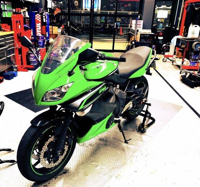 NINJA400R 前後タイヤ交換［α-14］の巻!! - NAPS-ON マガジン